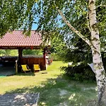 Pod Skrzydlami * Miłomłyn