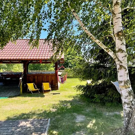 Pod Skrzydlami * Miłomłyn